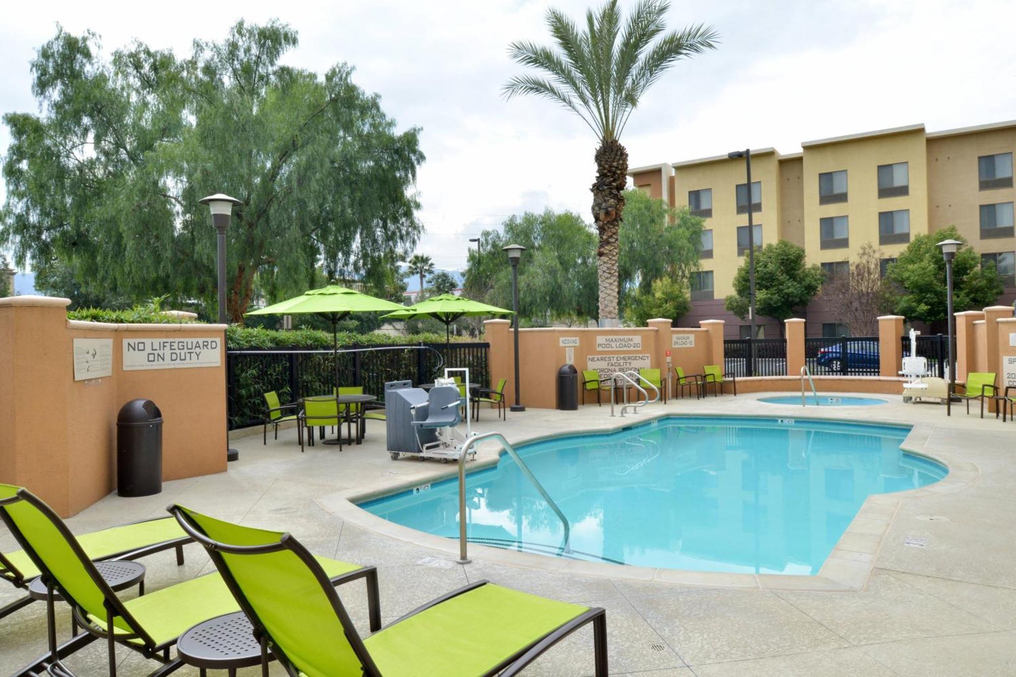 Springhill Suites By Marriott Corona Riverside Екстериор снимка