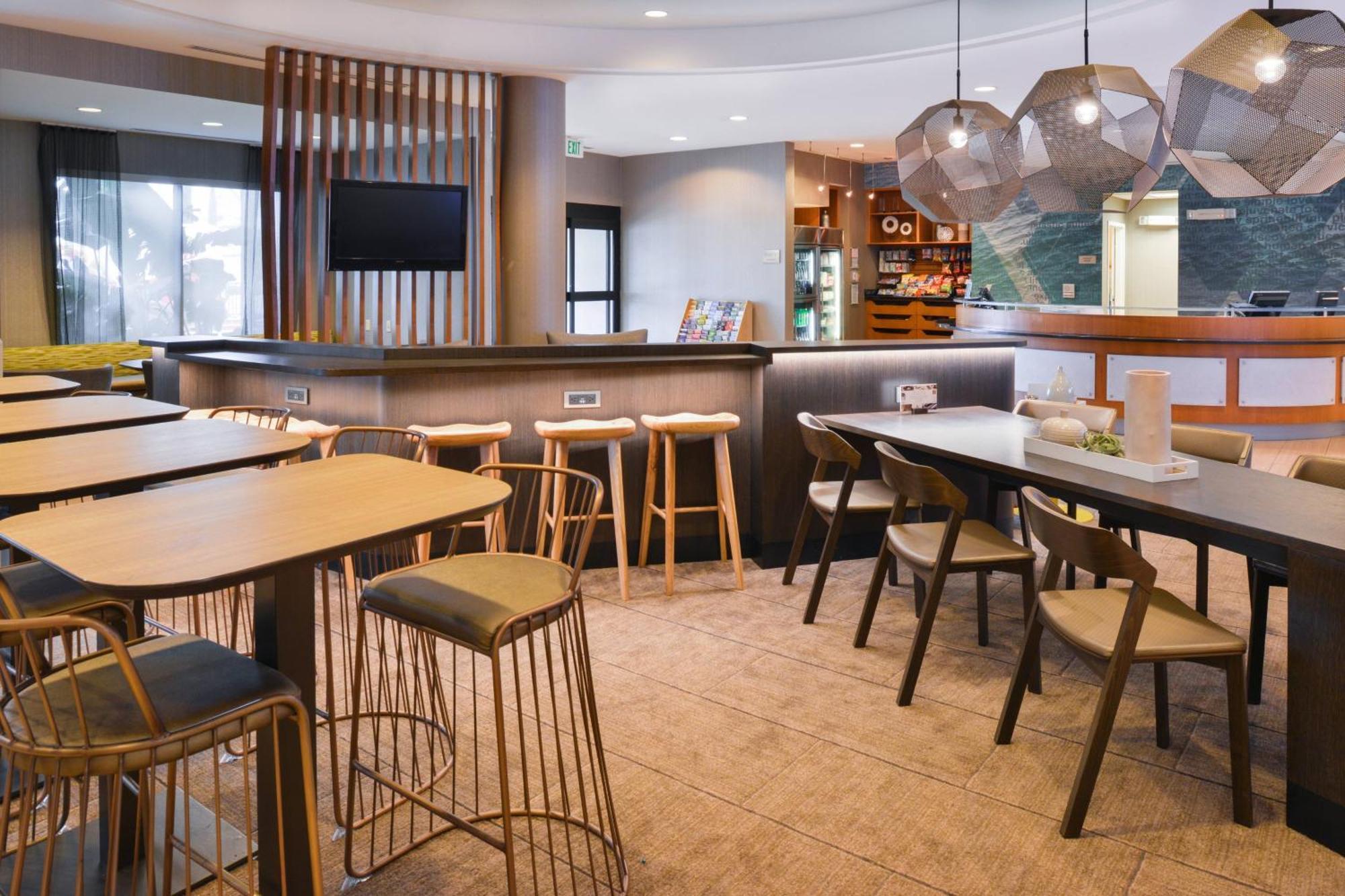 Springhill Suites By Marriott Corona Riverside Екстериор снимка