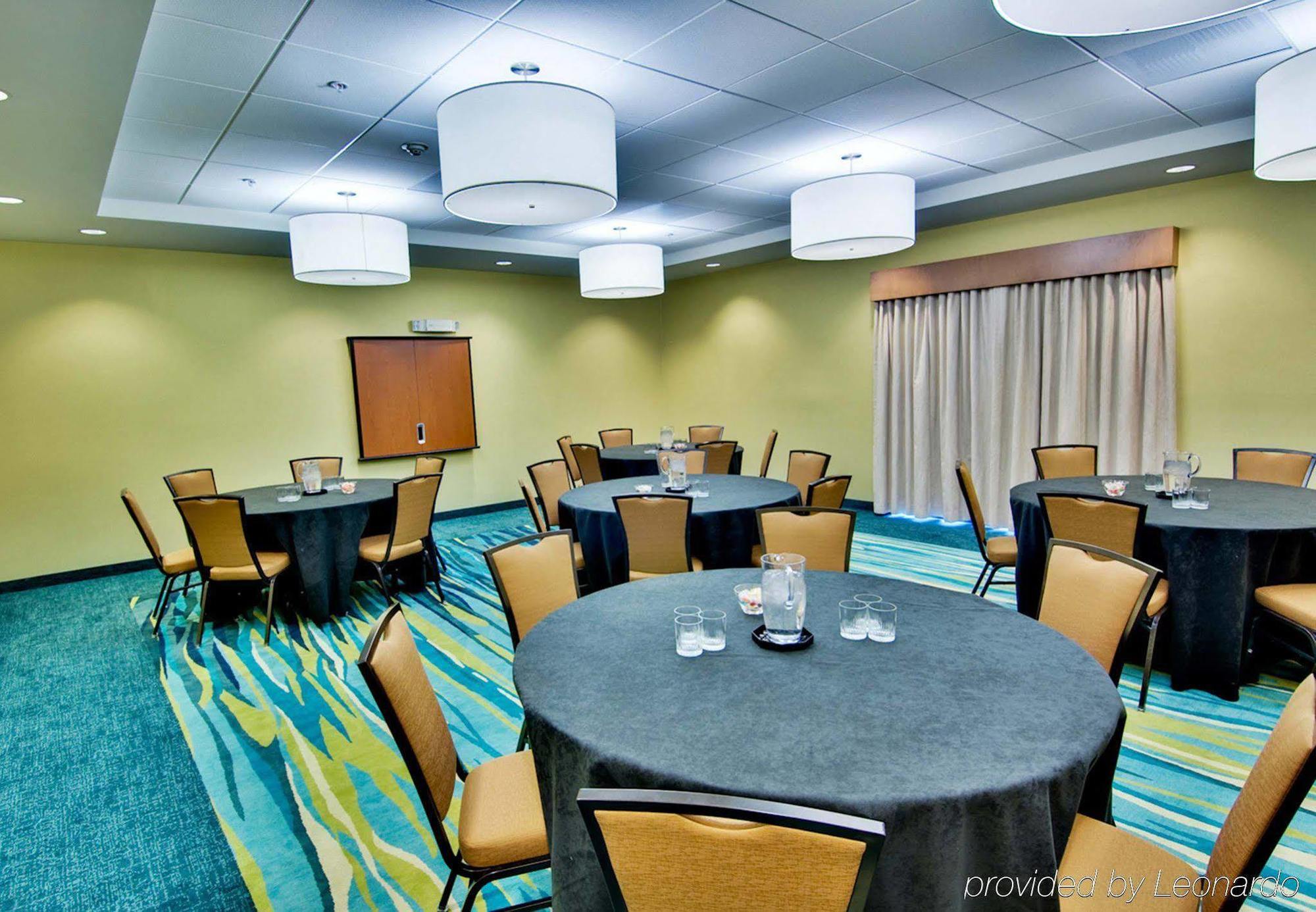 Springhill Suites By Marriott Corona Riverside Екстериор снимка